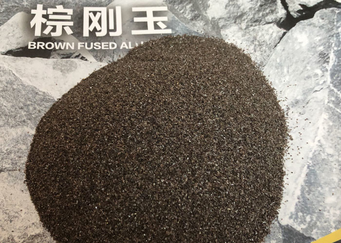 Bruin Gesmolten Alumina van vuurvaste materialenmaterialen Fe2O3 0.1%Max Poeder 320Mesh-0 Geen Verpulvering